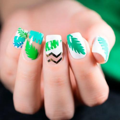 Fun-Palm-Tree-For-Tropical-Nails-Design-4