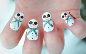 Funny-Snowmen-For-Christmas-Nails-6