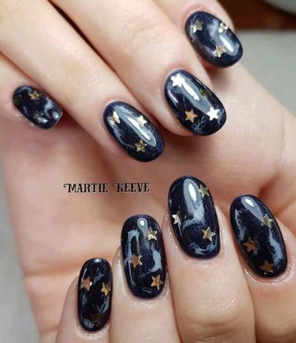 Galaxy-Nails-with-Stars-2