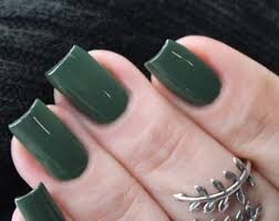 Gator-Green-Fall-Nail-Polish-7