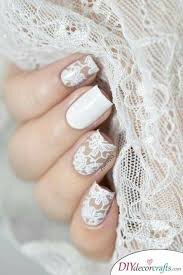 Gentle-Lace-White-Nail-Art-10