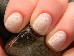 Gentle-Lace-White-Nail-Art-8