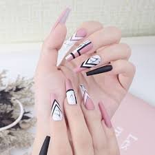 Geometric-Ballerina-Nail-Shape-10