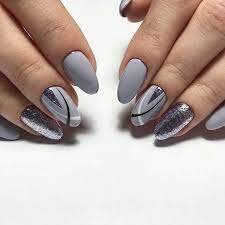 Geometric-Lovely-Nails-3