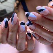 Geometric-Lovely-Nails-4