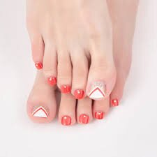 Geometric-Nail-Toe-Designs-14