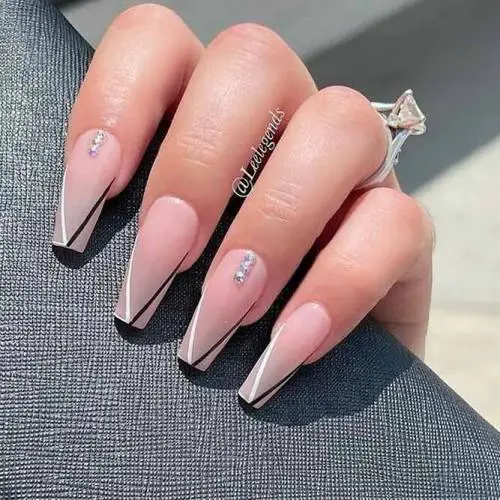 Geometric-Nails-for-Spring-Break-2