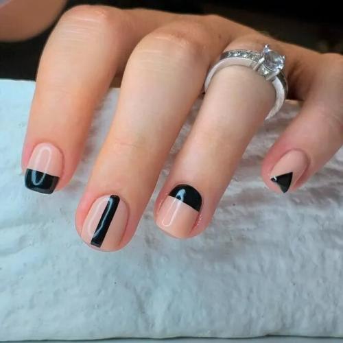 Geometric-Nude-Nail-Design-Ideas-2