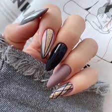 Geometry-Accent-Nails-Designs-For-You-14