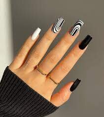 Geometry-Accent-Nails-Designs-For-You-8