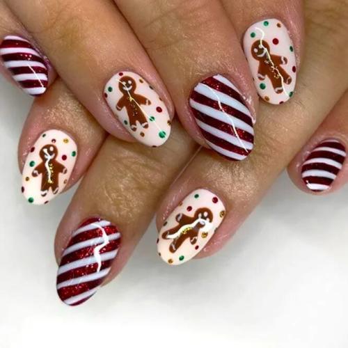 Gingerbread-Man-Nails-Art-4