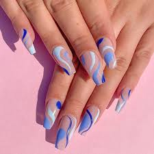 Glamletics-–-Gorgeous-Blue-Nails-4