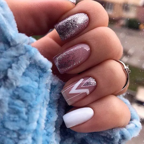 Glitter-Accents-for-Square-Nails-1