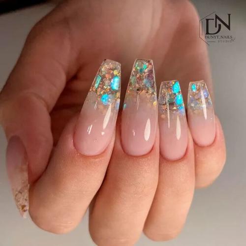 Glitter-Gradient-Nails-1