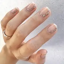 Glitter-Holiday-Nails-Design-4