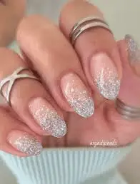 Glitter-Holiday-Nails-Design-9