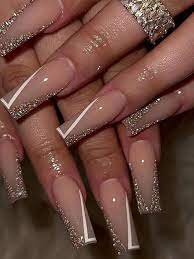 Glitter-Lines-for-Short-Coffin-Manicure-4