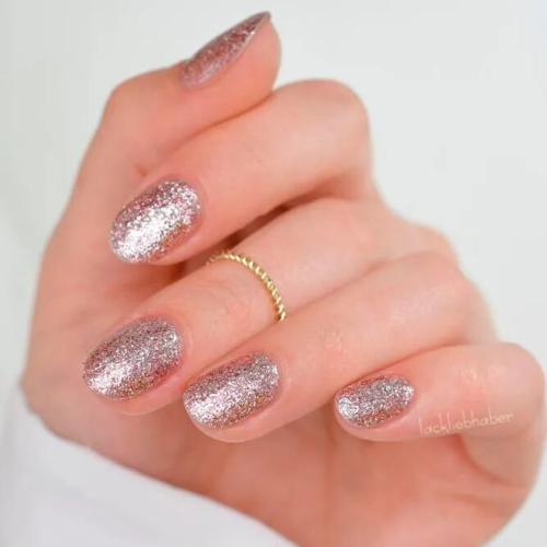 Glittery-Manicure-Designs-1