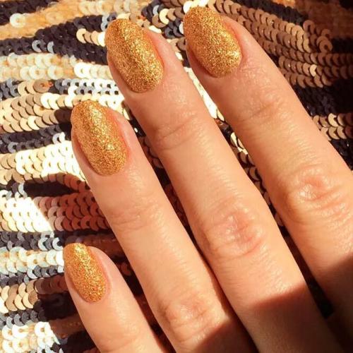 Glittery-Manicure-Designs-3