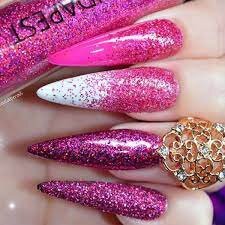 Glittery-Pink-Nails-5