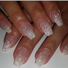 Glittery-Short-Acrylic-Nails-6