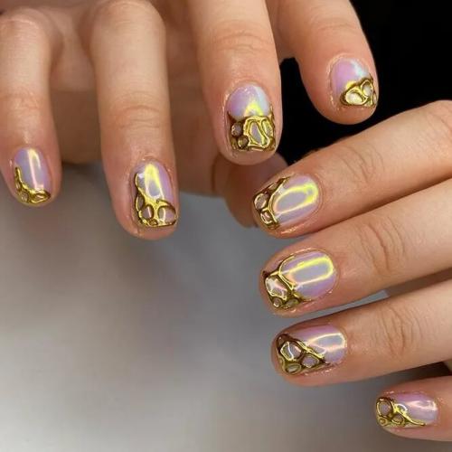 Gold-Chrome-Acrylic-Manicure-1