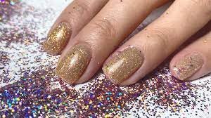 Gold-Glitter-Fade-To-Complete-Your-Trendy-Look-2