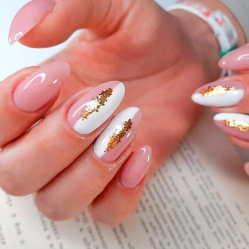 Gold-Nails-Looks-Gorgeous-On-This-Special-Day-4