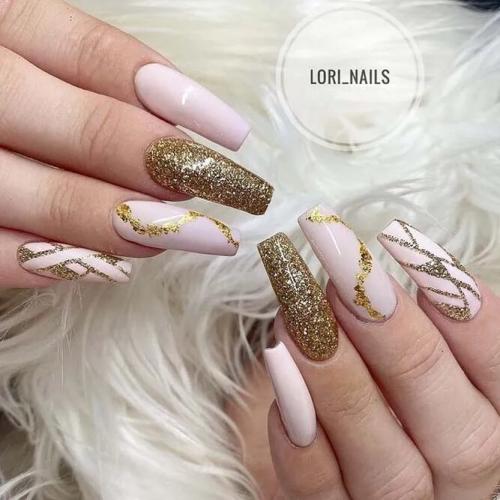Gold-and-Nude-Nail-Art-1