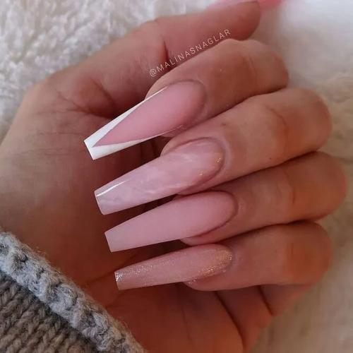 Gold-and-Nude-Nail-Art-2