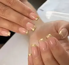 Gold-nail-designs-10