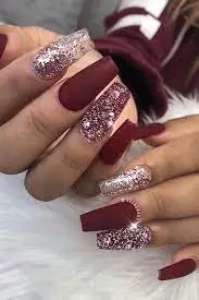 Gorgeous-Holiday-Nails-with-Stones-5