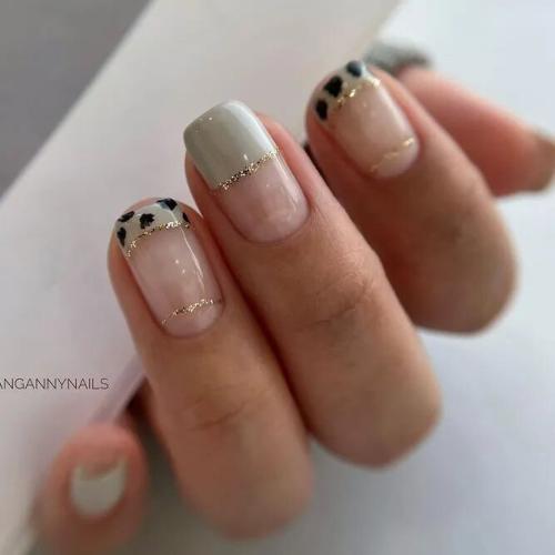 Gorgeous-Nude-and-Gold-Nails-3