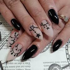 Gothic-Nails-10