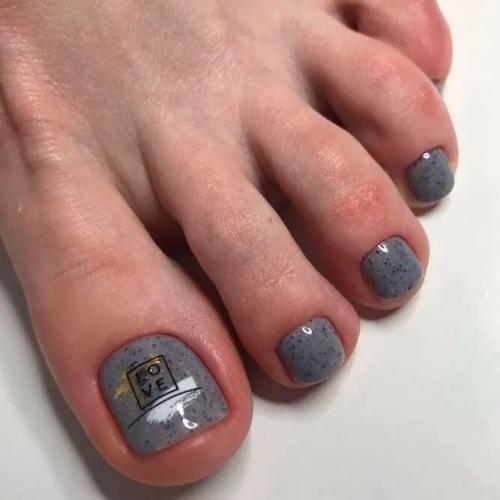Gray-Toe-Nail-Colors-2