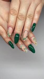 Green-Almond-Shaped-Nails-8