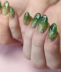 Green-Ombre-Nails-6