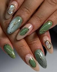Green-Shades-for-Gel-Manicure-6