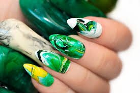 Green-Shades-for-Gel-Manicure-8