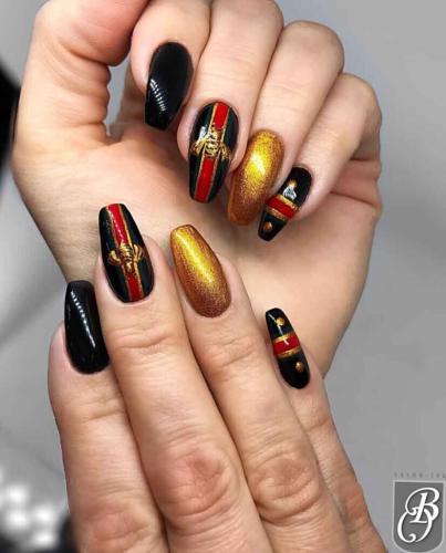 Gucci-Nail-Designs-1