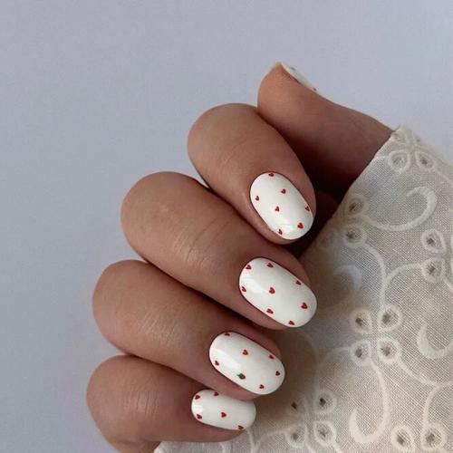 Hearts-Nail-Designs-For-Short-Shape-1