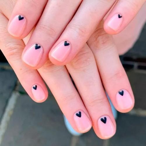 Hearts-Nail-Designs-For-Short-Shape-2