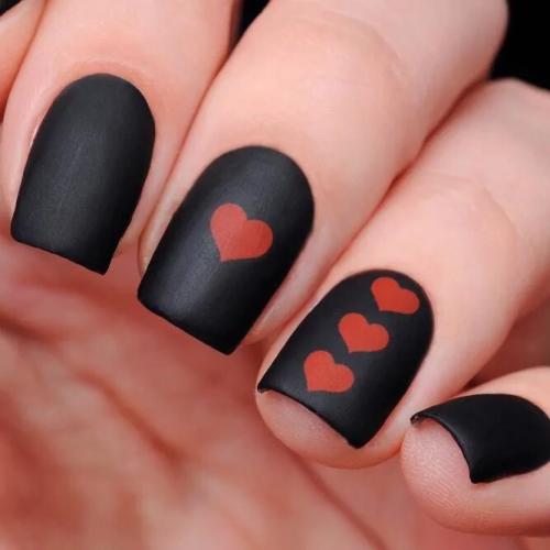 Hearts-for-Valentines-Day-Nails-4