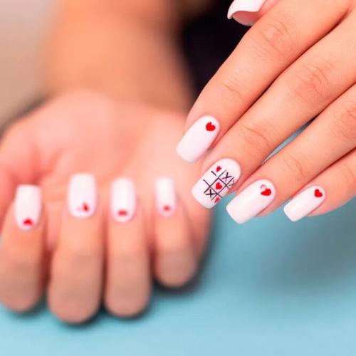 Hearts-for-Valentines-Day-Nails-5