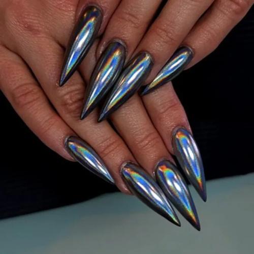 Holographic-Manicure-3