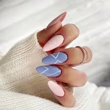 Homecoming-Nails-With-Words-Design-7