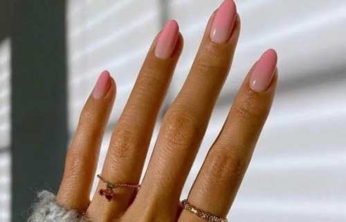 Hot-Pink-Ombre-Nails-1