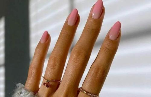 Hot-Pink-Ombre-Nails-1 (1)
