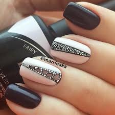 Hypnotic-Contrast-for-Classy-Nails-6