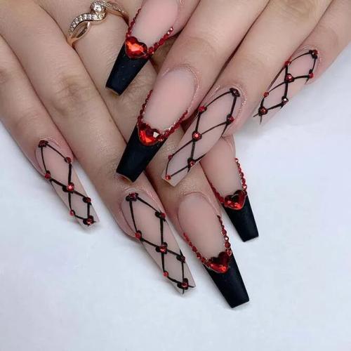 Incredible-Black-Nail-Art-3